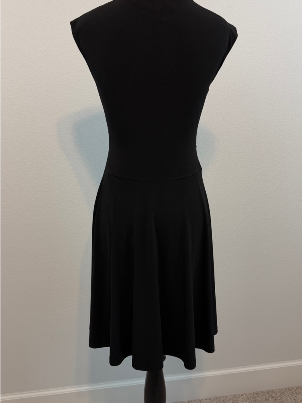 Boston Proper Black Ruched Wrap Midi Dress - Picture 5 of 9